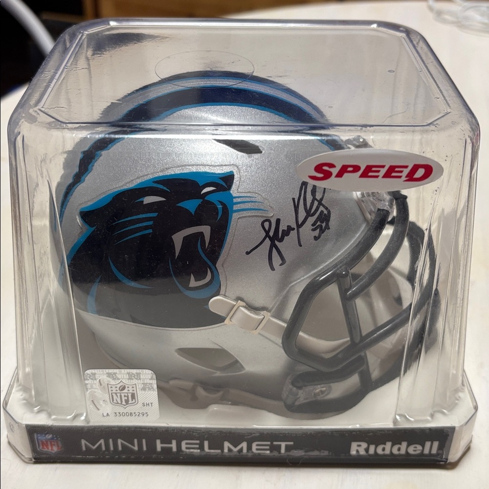 LUKE KUECHLY Carolina Panthers, Signed in person, Panthers Mini Riddel Helmet